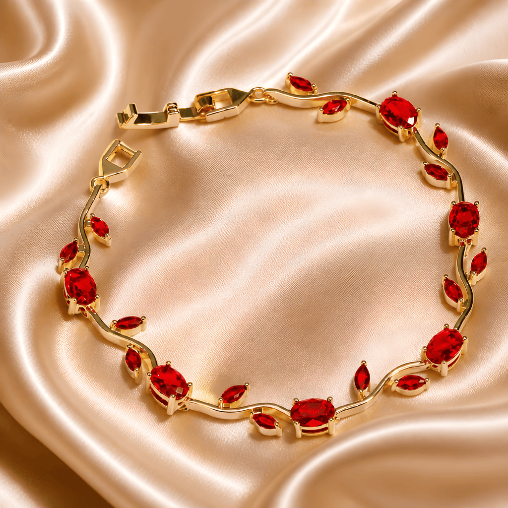 Tulipa Rouge Armband mit 18K Goldvergoldung und roten Zirkonia-Steinen in Oval- und Marquise-Schliff, Alextra Jewelry