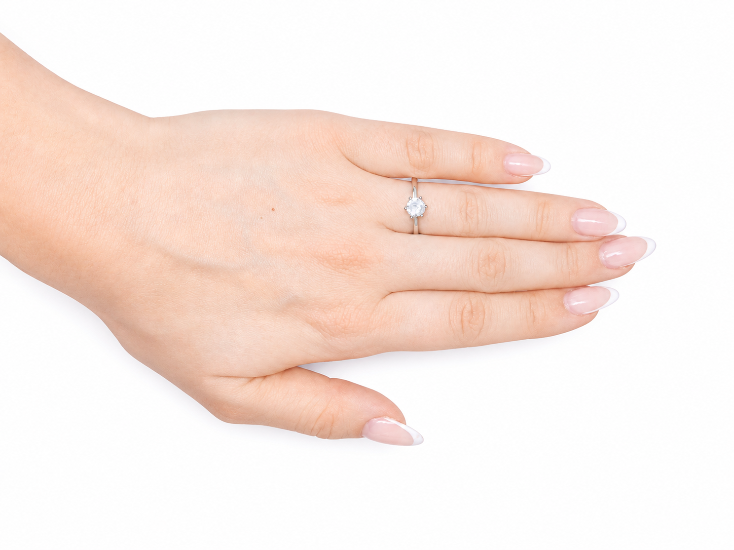 Asteria Ring – Klassischer Zirkonia-Solitär mit Sechskrallen auf glatter Ringschiene, Edelstahl mit Platinbeschichtung