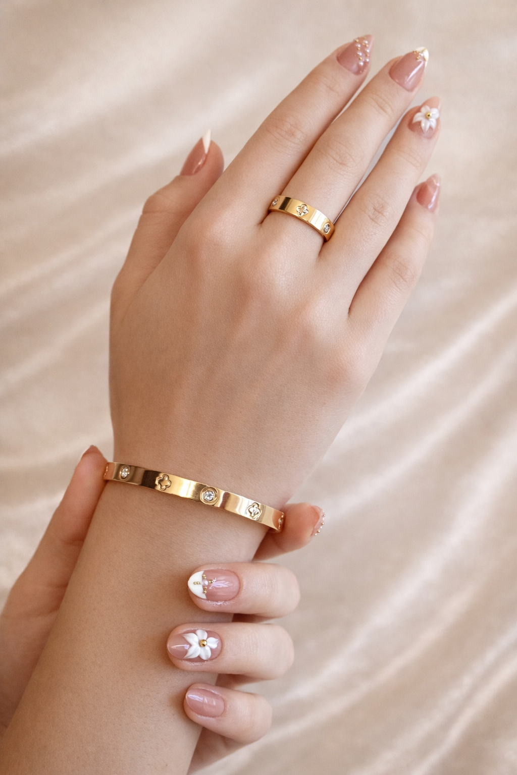 Chloé Set – Ring & Armband – Edelstahl mit 18K Goldvergoldung oder in silberfarbener Ausführung – Femmes Collection | Alextra Jewelry