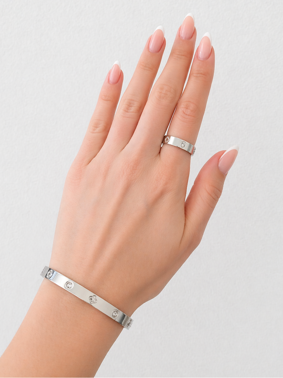 Chloé Set – Ring & Armband – Edelstahl mit 18K Goldvergoldung oder in silberfarbener Ausführung – Femmes Collection | Alextra Jewelry