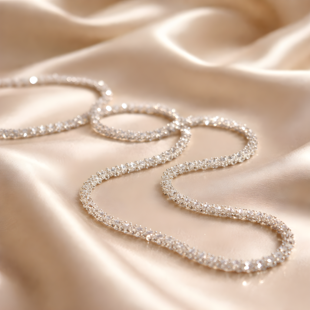 Étincelle Kette – Edelstahl in silberfarbener Ausführung – Funkelnde Kette | Alextra Jewelry