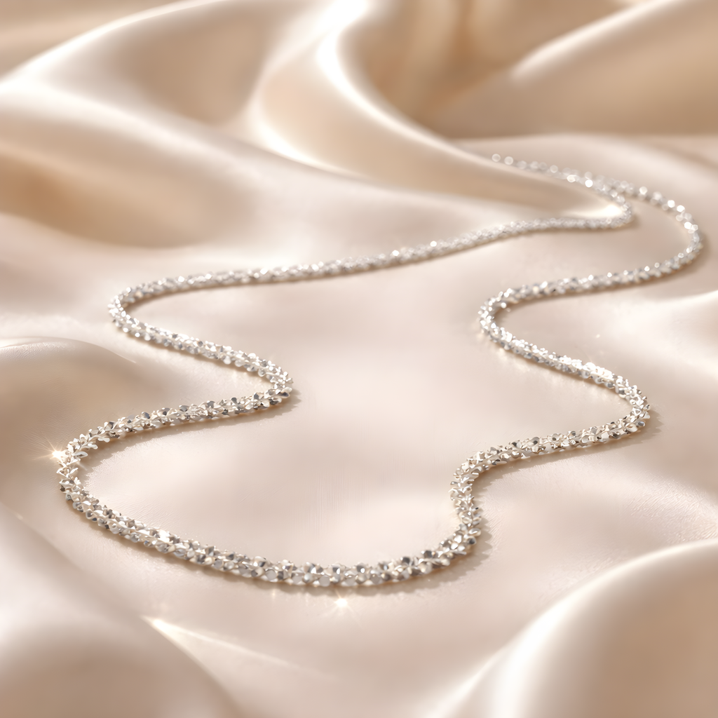 Étincelle Kette – Edelstahl in silberfarbener Ausführung – Funkelnde Kette | Alextra Jewelry