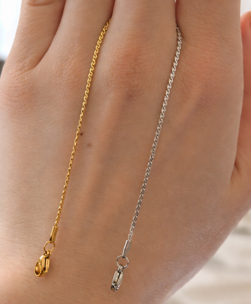 Gourmette Kette – Edelstahl mit 18K Vergoldung und in silberfarbener Ausführung – Panzerkette | Alextra Jewelry