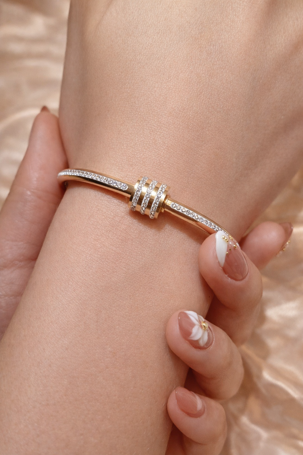 Léonie Armband – Edelstahl mit 18K Goldvergoldung oder in silberfarbener Ausführung – Femmes Collection | Alextra Jewelry