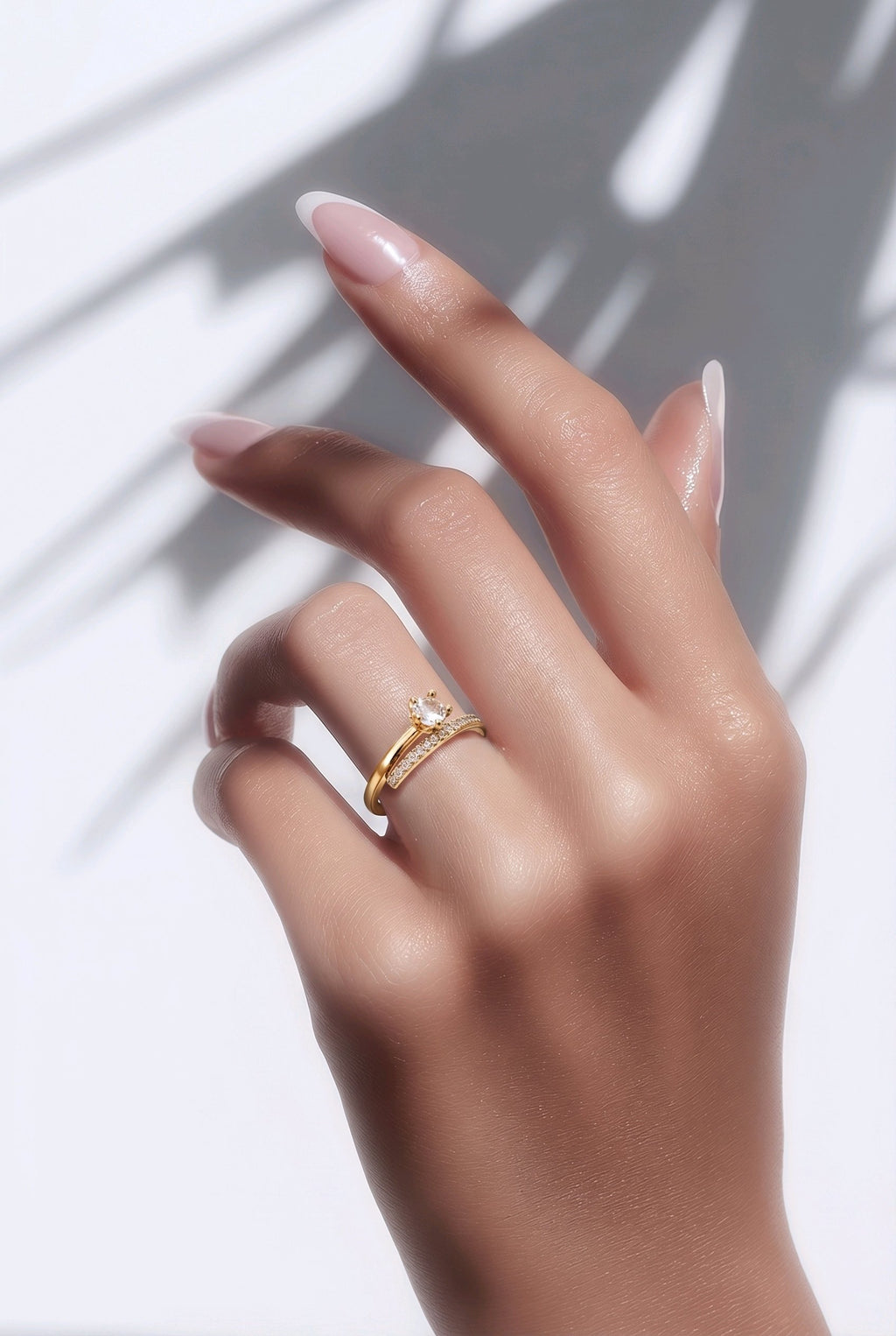 Spirale d'Amour Ring – Edelstahl mit 18K Goldvergoldung & Zirkonia – Spiralform | Alextra Jewelry