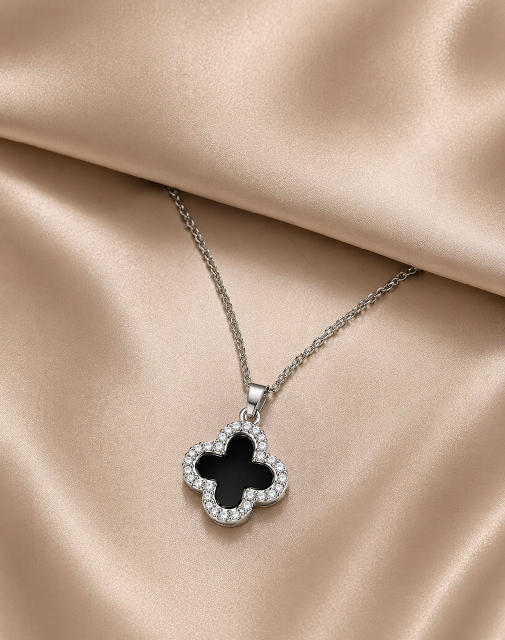 Trèfle Réversible Luxe Halskette – Edelstahl in silberfarbener Ausführung – Kleeblatt Anhänger | Alextra Jewelry