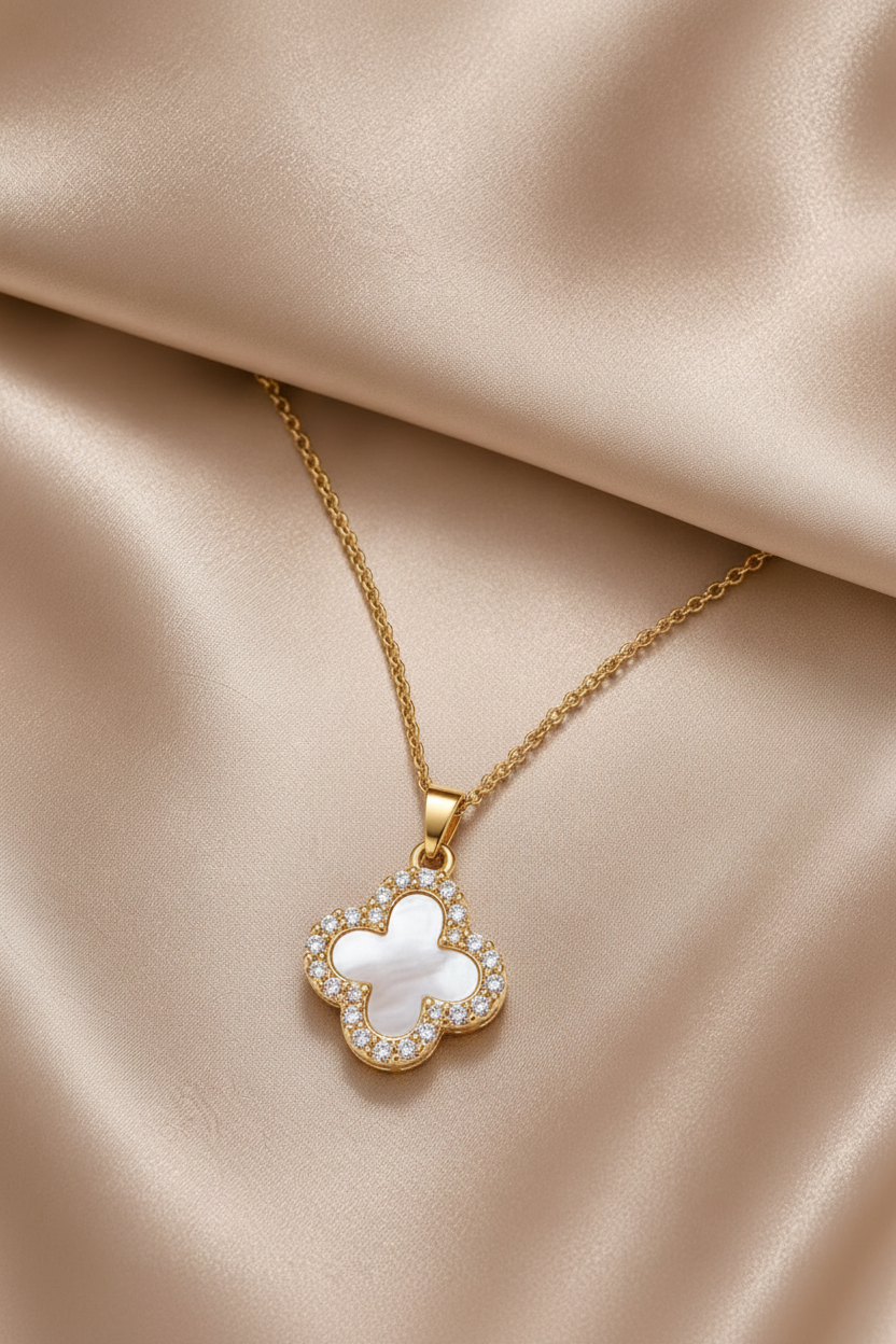 Trèfle Réversible Luxe Halskette – Edelstahl mit 18K Vergoldung – Kleeblatt Anhänger | Alextra Jewelry