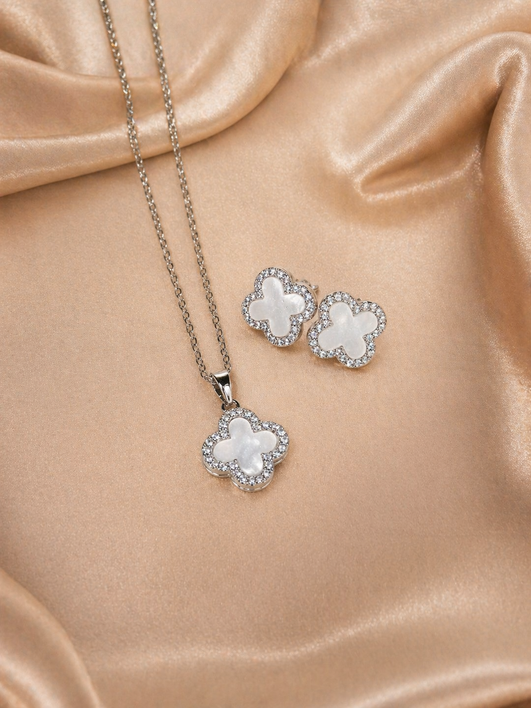 Trèfle Nacré Luxe Set