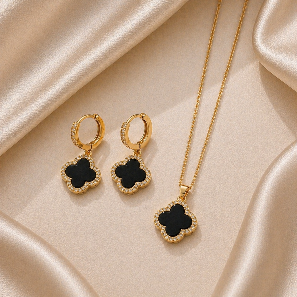 Trèfle Noir Set – Gold, schwarzes Kleeblatt Ohrringe und Collier mit Zirkonia, 18K Goldvergoldung