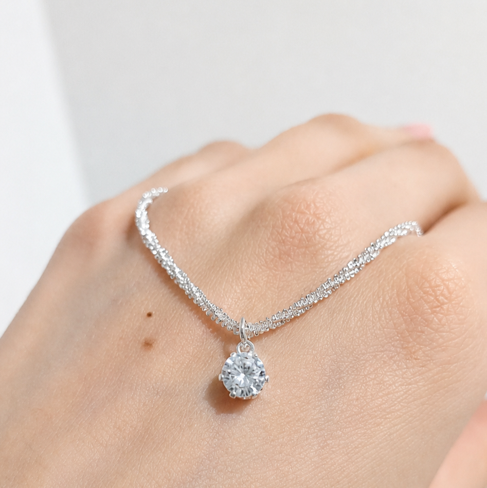 Céleste Collier Silber – Halskette mit Flechtwerk-Kette und Zirkonia-Solitär 