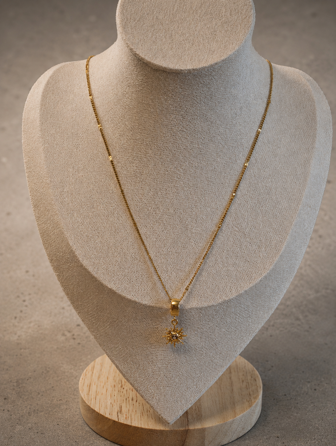 Sonne & Mond Collier Set – Sterlingsilber Partnerkette mit Mond- und Sonnen-Anhänger, Edelstahlketten in Silber und Gold, 42 cm