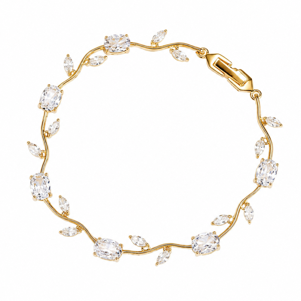 Tulipa White Armband mit 18K Goldvergoldung und weißen Zirkonia-Steinen, Draufsicht auf weißem Hintergrund