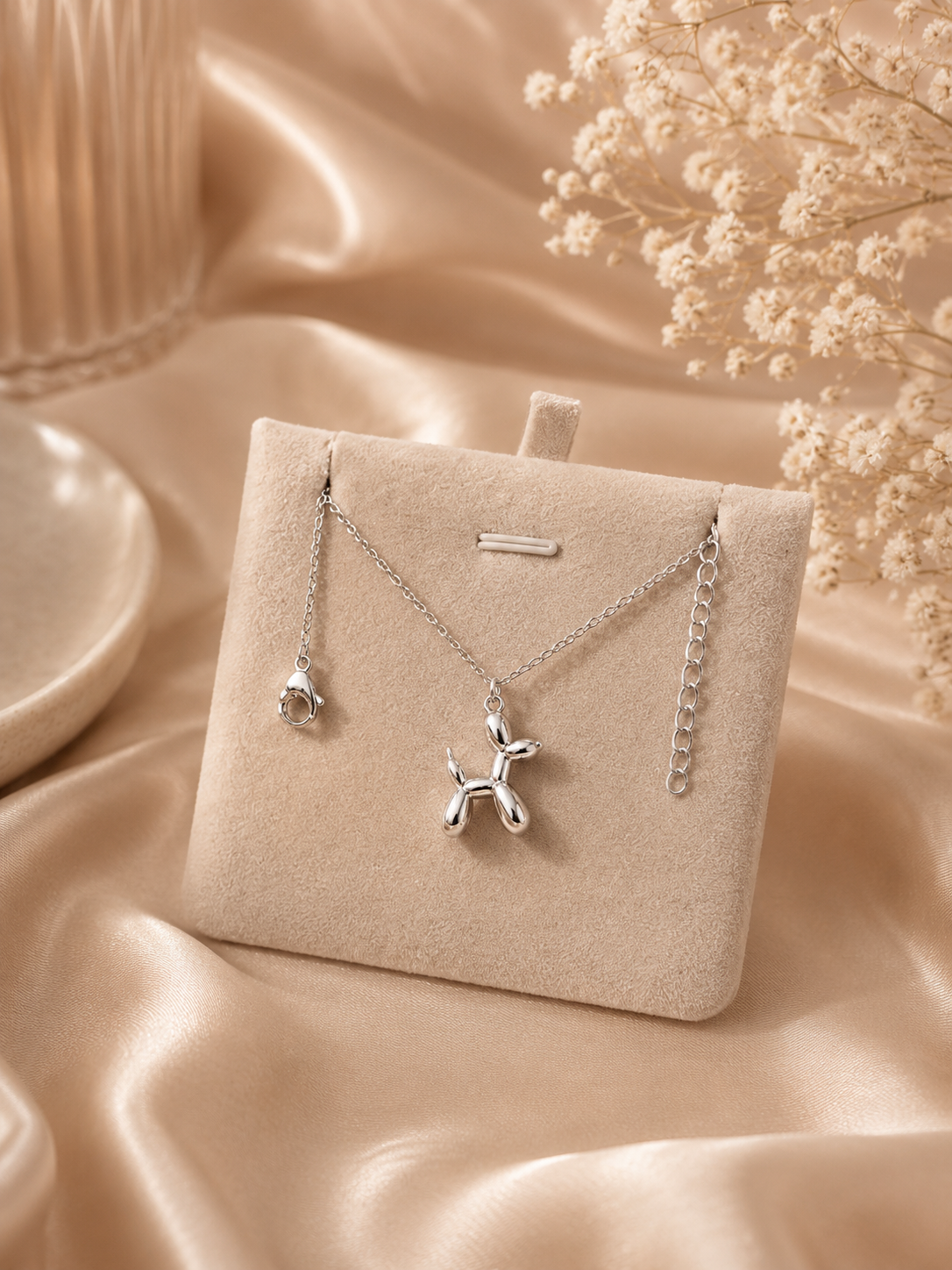 Balloon Dog Collier – Halskette mit Ballon-Hund-Anhänger in Gold und Silber