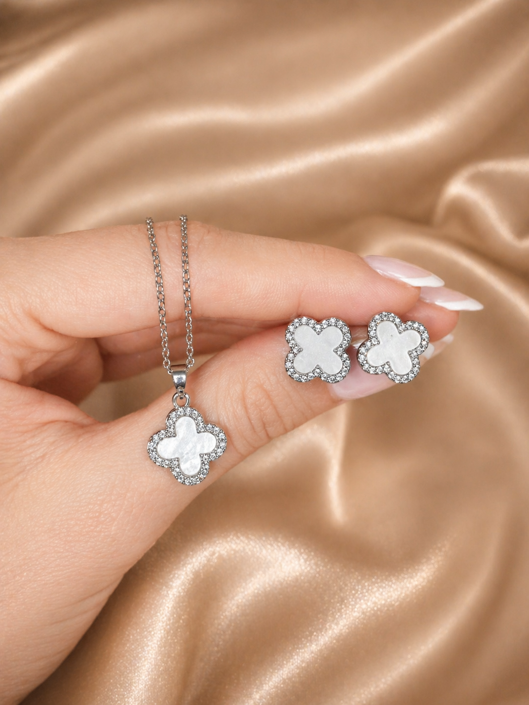 Trèfle Nacré Luxe Set