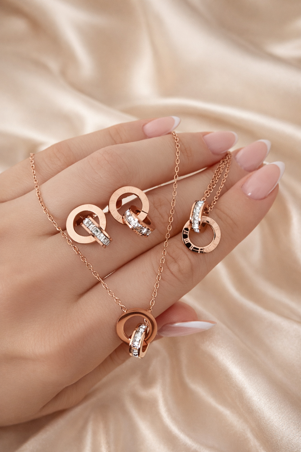 Tempus Éternel Set – Edelstahl mit 18K Vergoldung oder in silberfarbener Ausführung – Römische Ziffern | Alextra Jewelry
