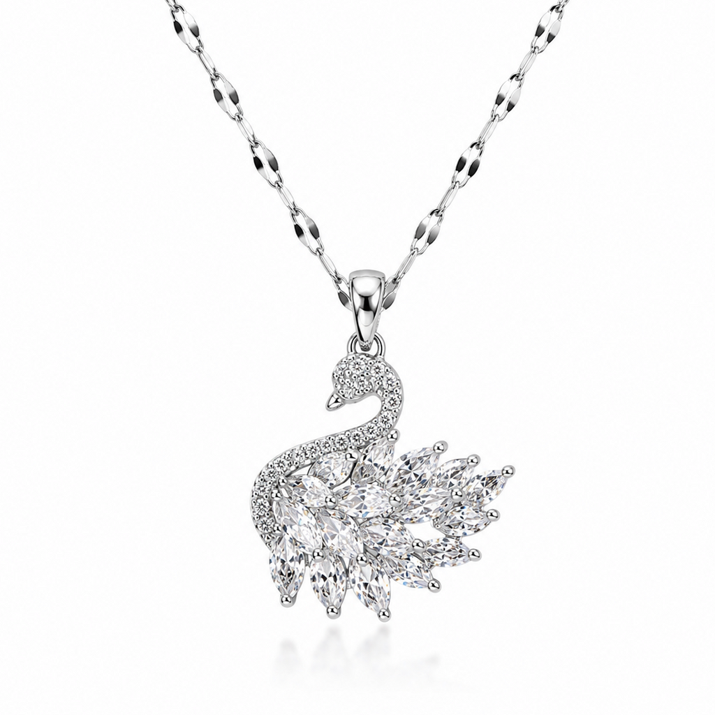 Cygne Éternel Collier Silber – Produktfoto auf weißem Hintergrund