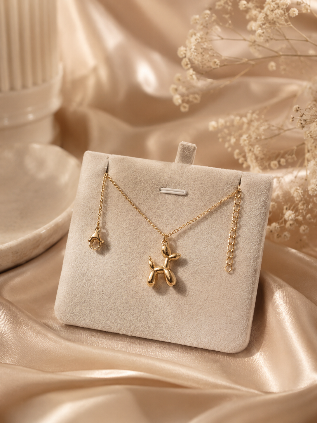 Balloon Dog Collier – Halskette mit Ballon-Hund-Anhänger in Gold und Silber