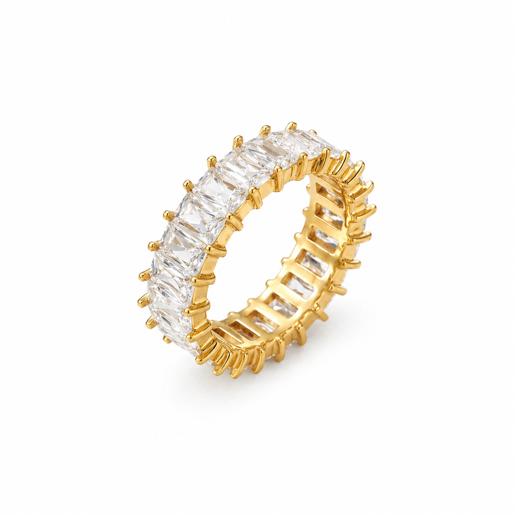 Aurore Blanc Ring – Eternity Ring mit kristallklaren Baguette-Zirkonias und 18K Goldvergoldung | Alextra Jewelry